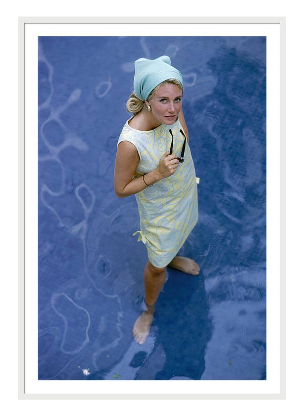 Pulitzer Shift by Slim Aarons