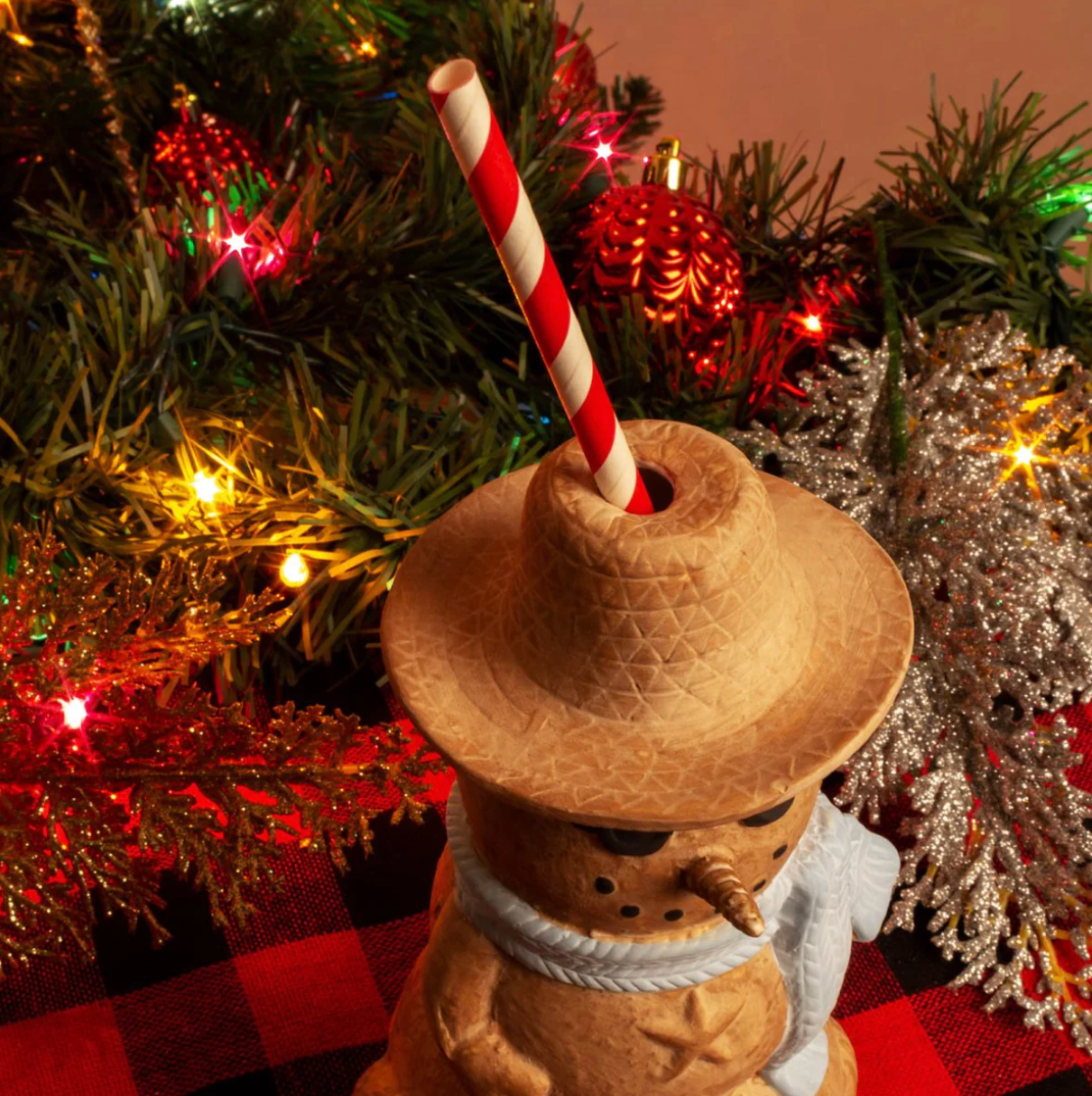 Sand Dollar Snowman Ceramic Cocktail Sipper