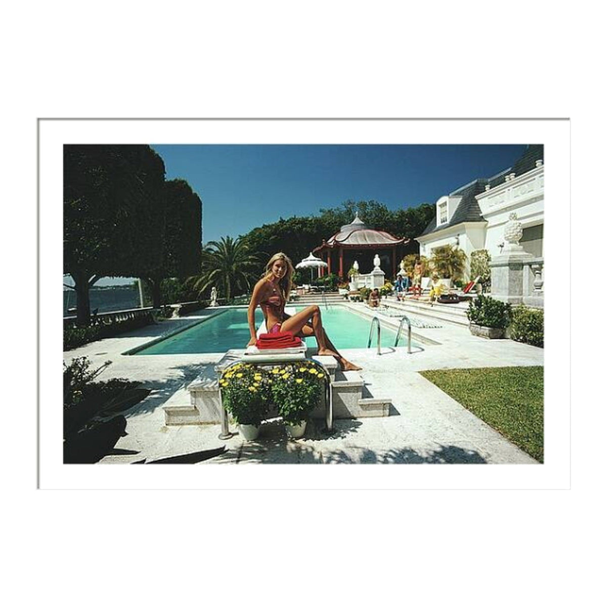 Framed photograph: Lillian Crawford by Slim Aarons