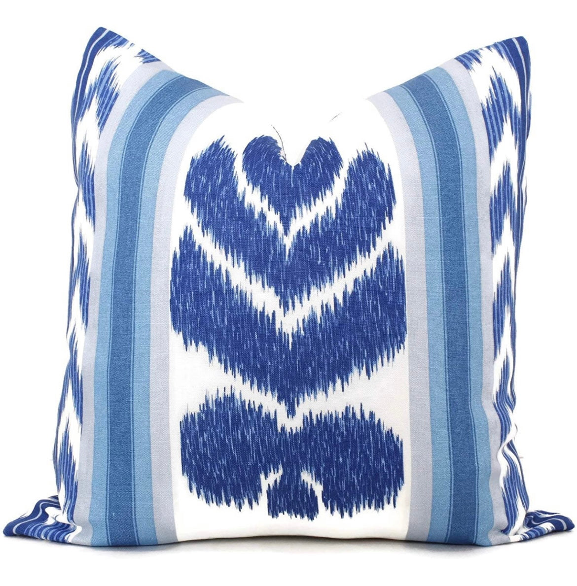 22" Chenonceaux Pillow